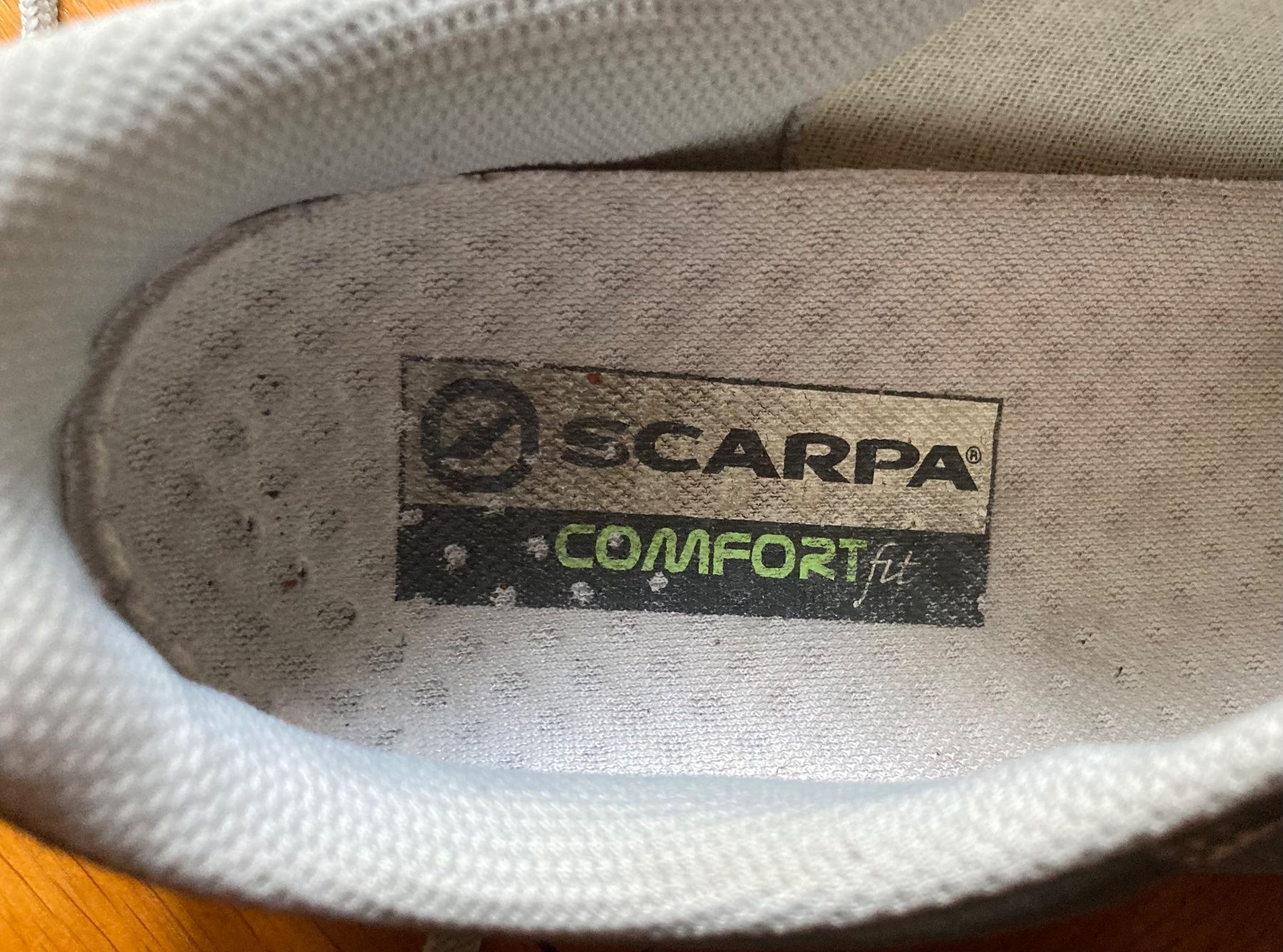 Scarpa Herrenschuhe: Scarpa Mojito 40.5 – Gebraucht aus Biel/Bienne von Murmeltier04 4