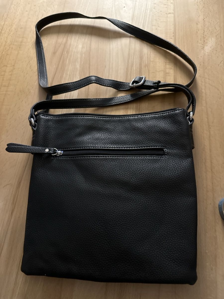Sacs femmes: Handtasche – Neuf (Voir description) à Altendorf par ratzfatz 1
