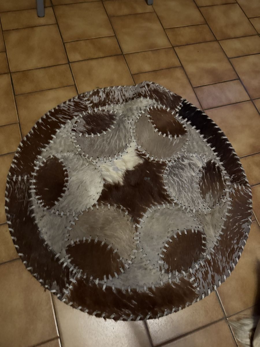 Tappeti: Tapis  cuir patchwork marron beige rond bon état – Usato da Veyrier venduto da kimedovapa