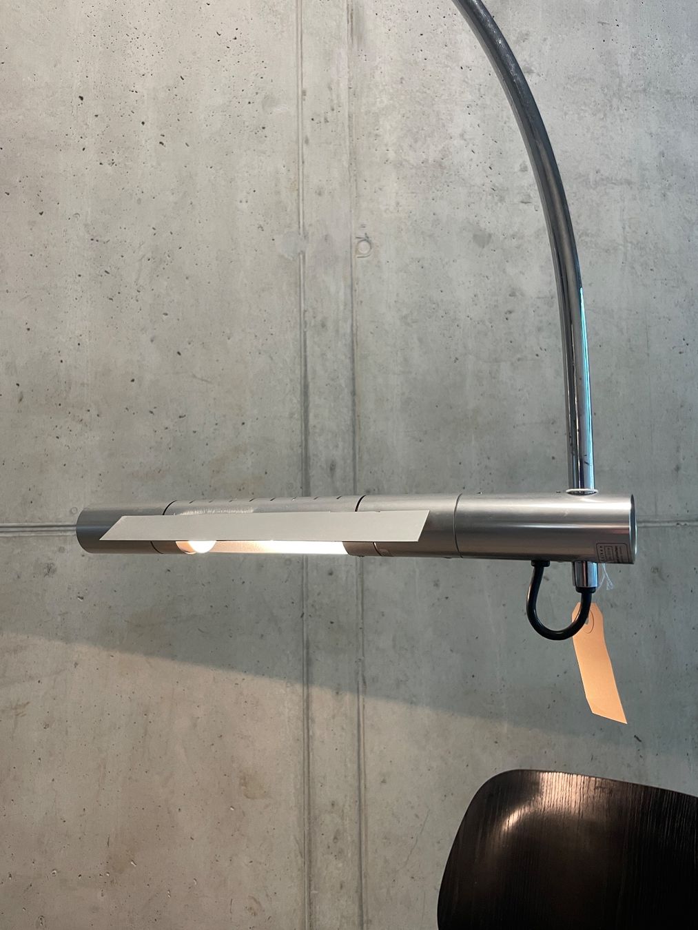 Baltensweiler Lampade: Baltensweiler Bogenleuchte Halo-Stativ – Usato da Zürich venduto da starch.studio 3
