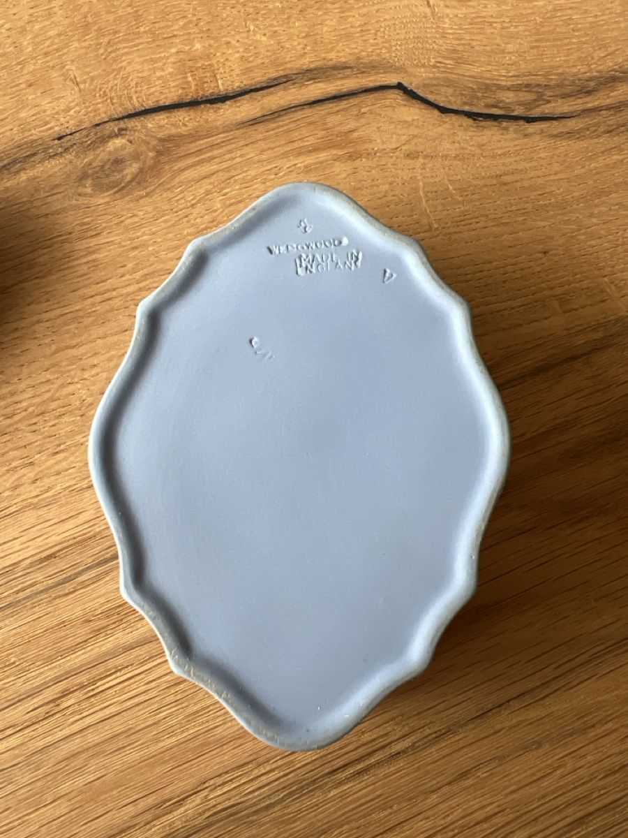 Zuccheriere: Wunderschöne Wedgwood Dose/Schmuckdose, hellblau, Vintage – Usato da Thun venduto da mre_tsg5 2