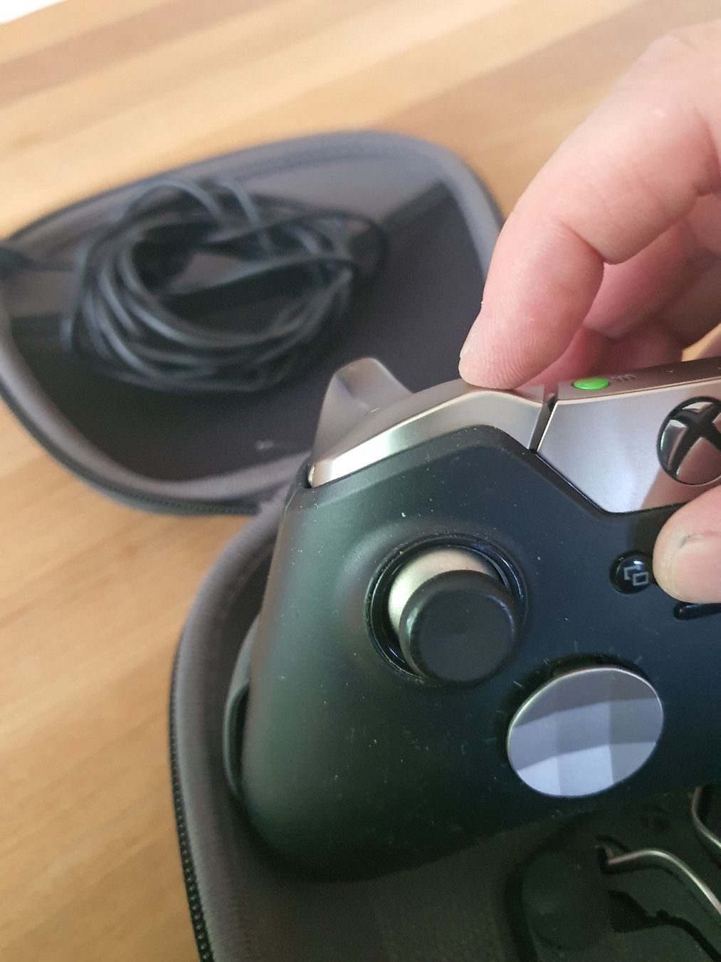 Controller: Xbox Elite Controller - Gebraucht ab 1 Fr. – Gebraucht aus Dietikon von bilalgs 2