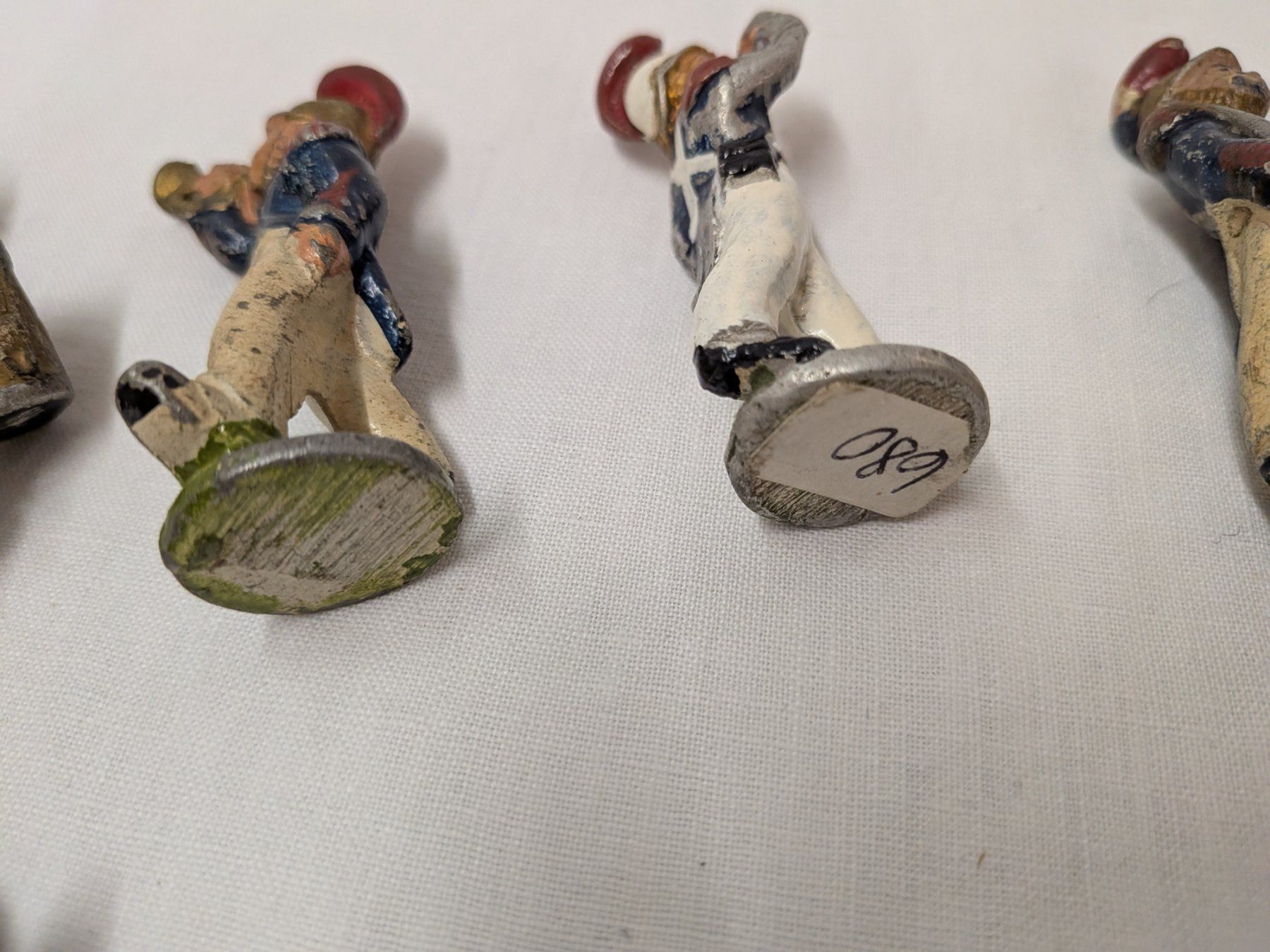 Statuette: Antike Figuren Musikanten – Usato da Emmen venduto da Brockofsky 6
