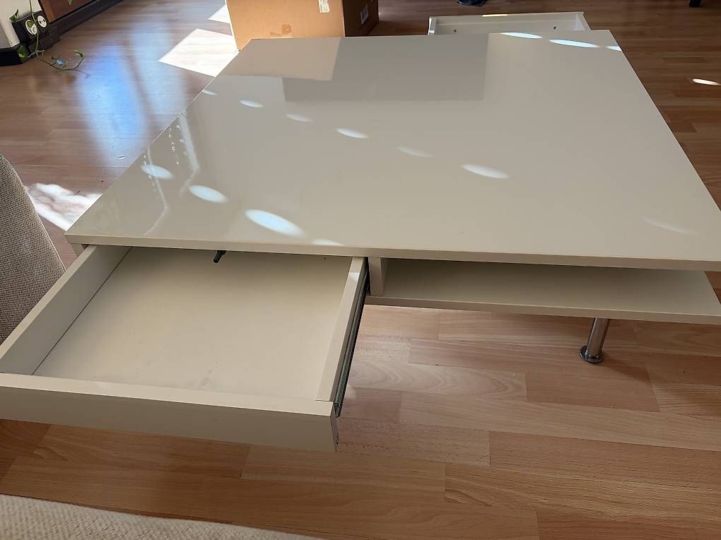 Tische: Couchtisch gratis abzuholen – Gebraucht aus Bad Ragaz von Lukas995 1