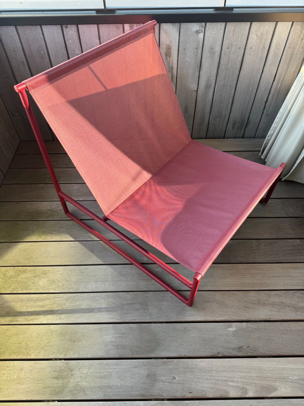 Fermob Sessel: PFISTER - BYYU N-Joy - RED AND GREY – Gebraucht aus Givisiez von JUJU_1998 1