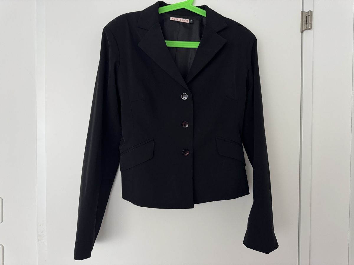 Giacche: Schwarze Jacke Grösse L – Usato da Zürich venduto da Manubene