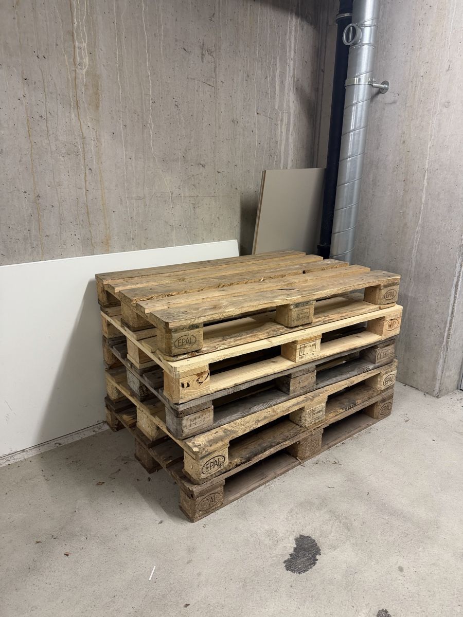 Pallets: 5 EPAL Paletten - einwandfrei und robust – Usato da Egg b. Zürich venduto da uniq2021 1