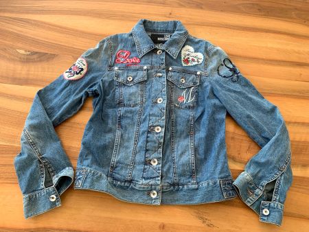 MOSCHINO wunderschönes Jeansjacke mit tollen Details 34/36