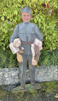 Soldat suisse huile sur bois avec cigare et paquets