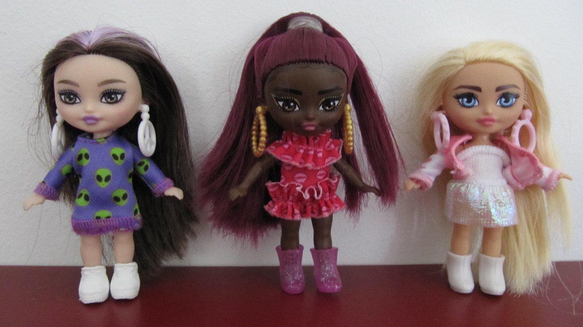 Poupées: 3 Extra Mini Barbie Puppen – D'occasion à Brunnen par Kiwiland1
