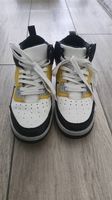 Sneaker gr. 33