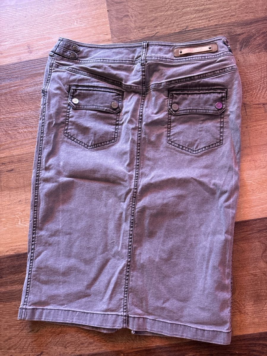 Max Mara Gonne: Weekend Max Mara Jeans Skirt – Usato da Bern venduto da LoveVintageY2K 1