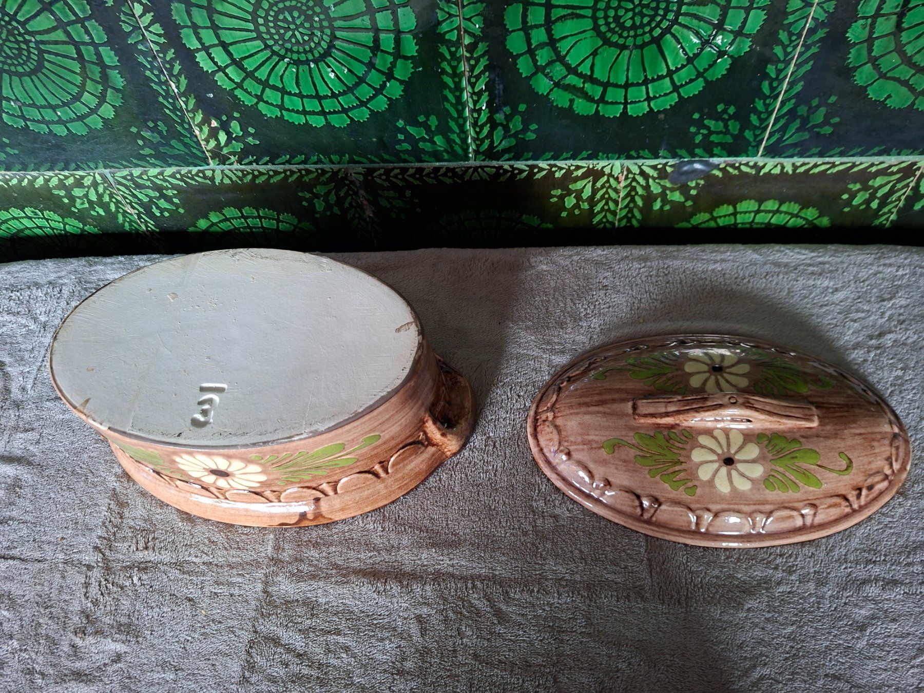 Ciotole: Wunderschöne Terrine mit Deckel, Vintage, Handarbeit – Nuovo (secondo la descrizione) da Otelfingen venduto da silver-moon 2