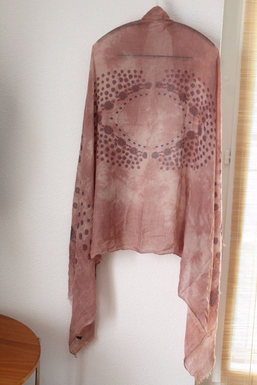 Foulards & écharpes: Schal-Umhang - Fular – D'occasion à Locarno par madame-tus-sauds 2