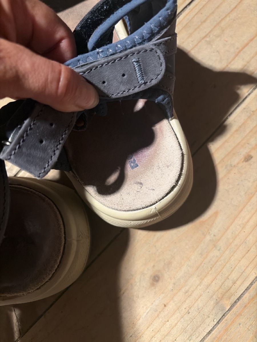 Scarpe da donna: Bequeme Sommersandalen: Grösse 41 – Usato da Opfershofen TG venduto da dan_nxk8 4