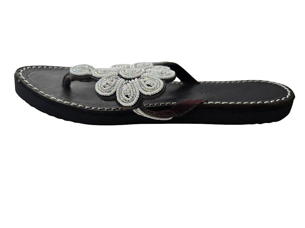 Scarpe da donna: Handgemachte Leder-Sandalen - Weiss 39 – Nuovo e nell'imballaggio originale da Brione s. Minusio venduto da Littleninja 2