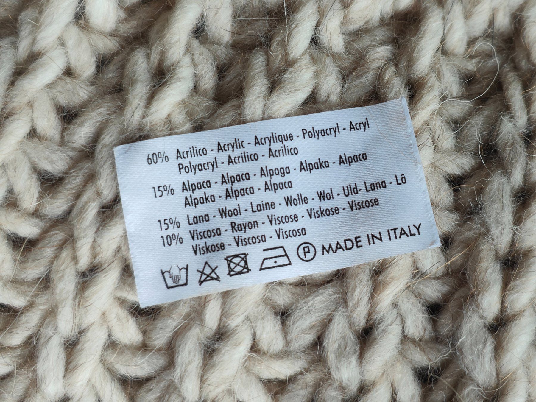 Foulard & Sciarpe: Ensemble bonnet écharpe – Usato da Penthalaz venduto da Cortis 3