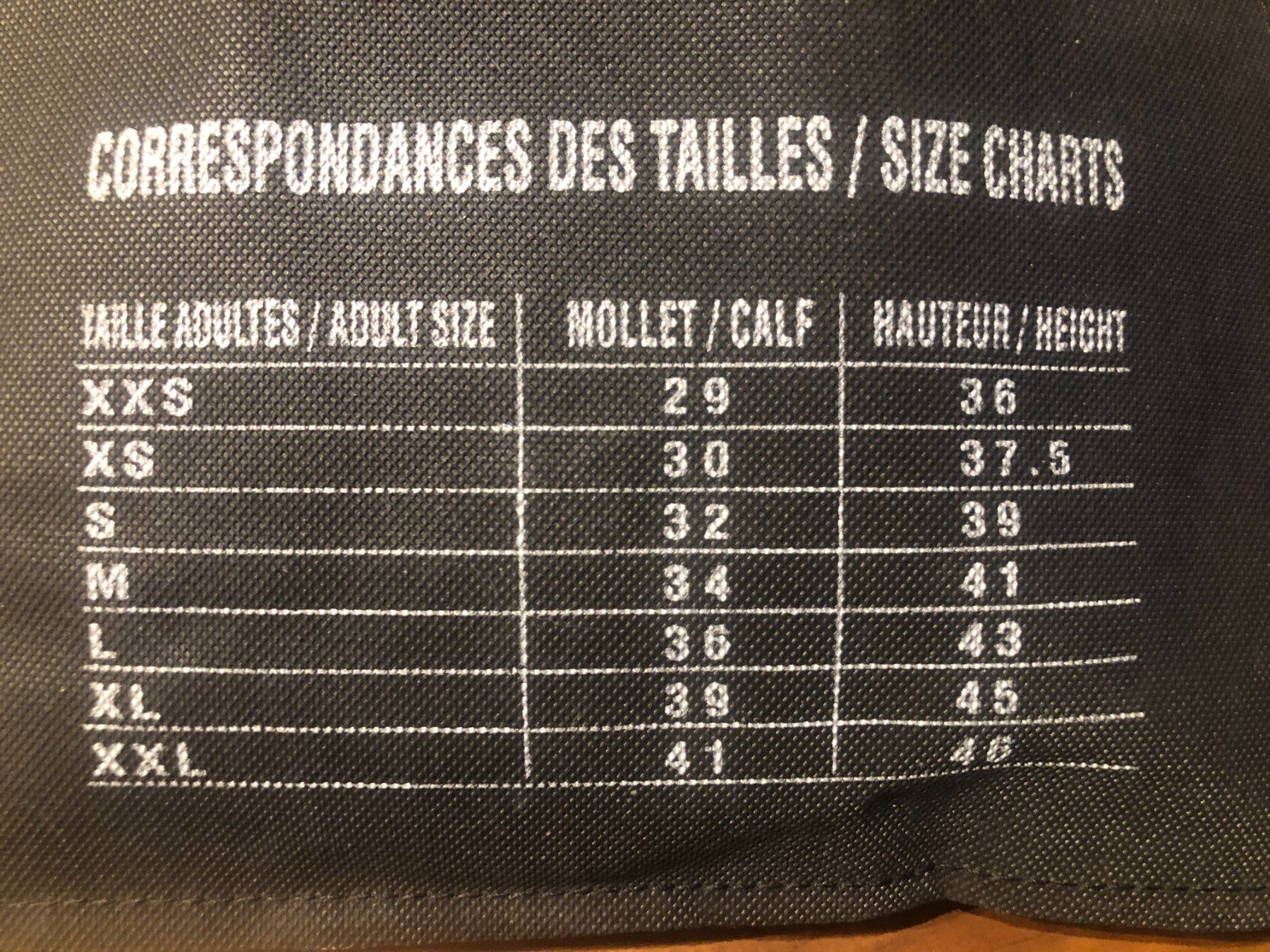 Norton Stinchiere & Fasciature: Neue Chaps mit Strass-Steinchen Gr. L – Nuovo e nell'imballaggio originale da Wahlendorf venduto da Tendi 4