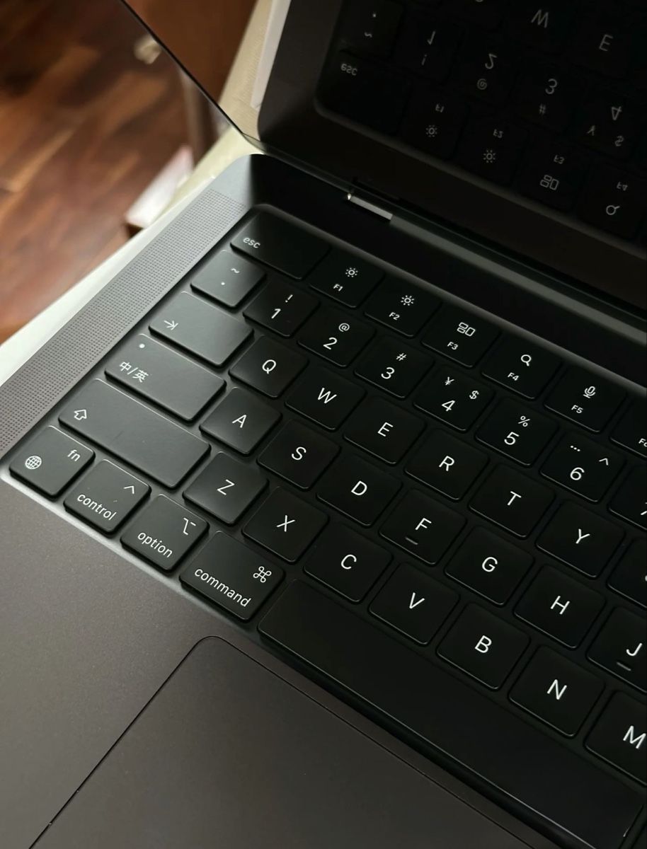 Apple Notebook: MacBook Pro M4 2024 – Nuovo (secondo la descrizione) da Sorens venduto da purpureta 2