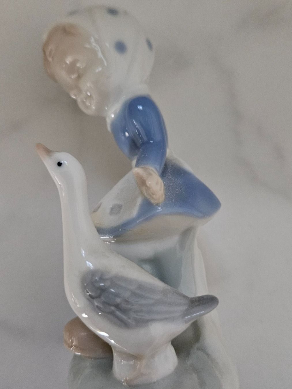 Figuren: Porzellanfigur Gänsehirtin – Gebraucht aus Meggen von G7957c24 1