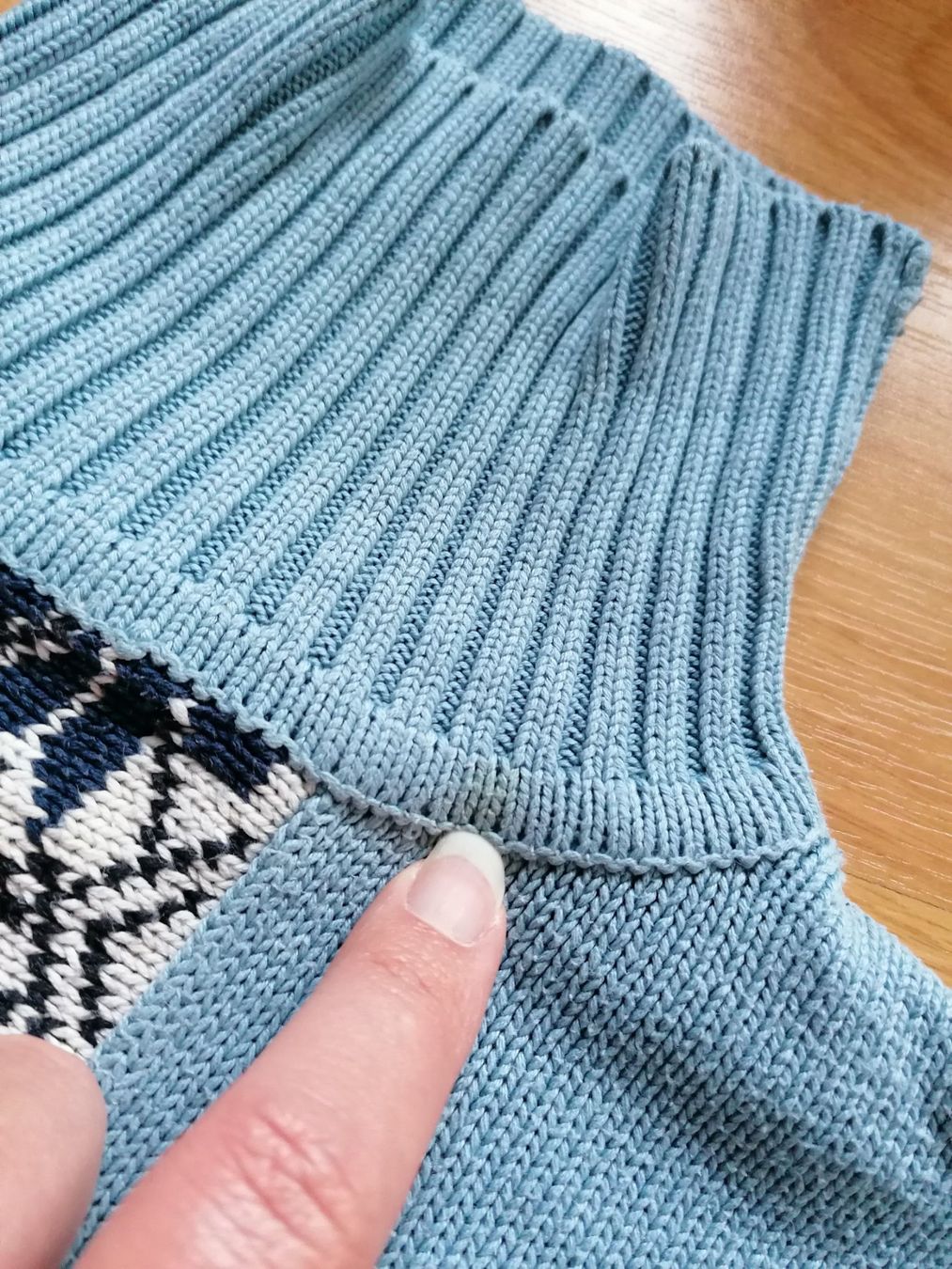 Maglioni & Felpe: Rollkragenpullover Gr 80 – Usato da Büttikon AG venduto da Amineah 3