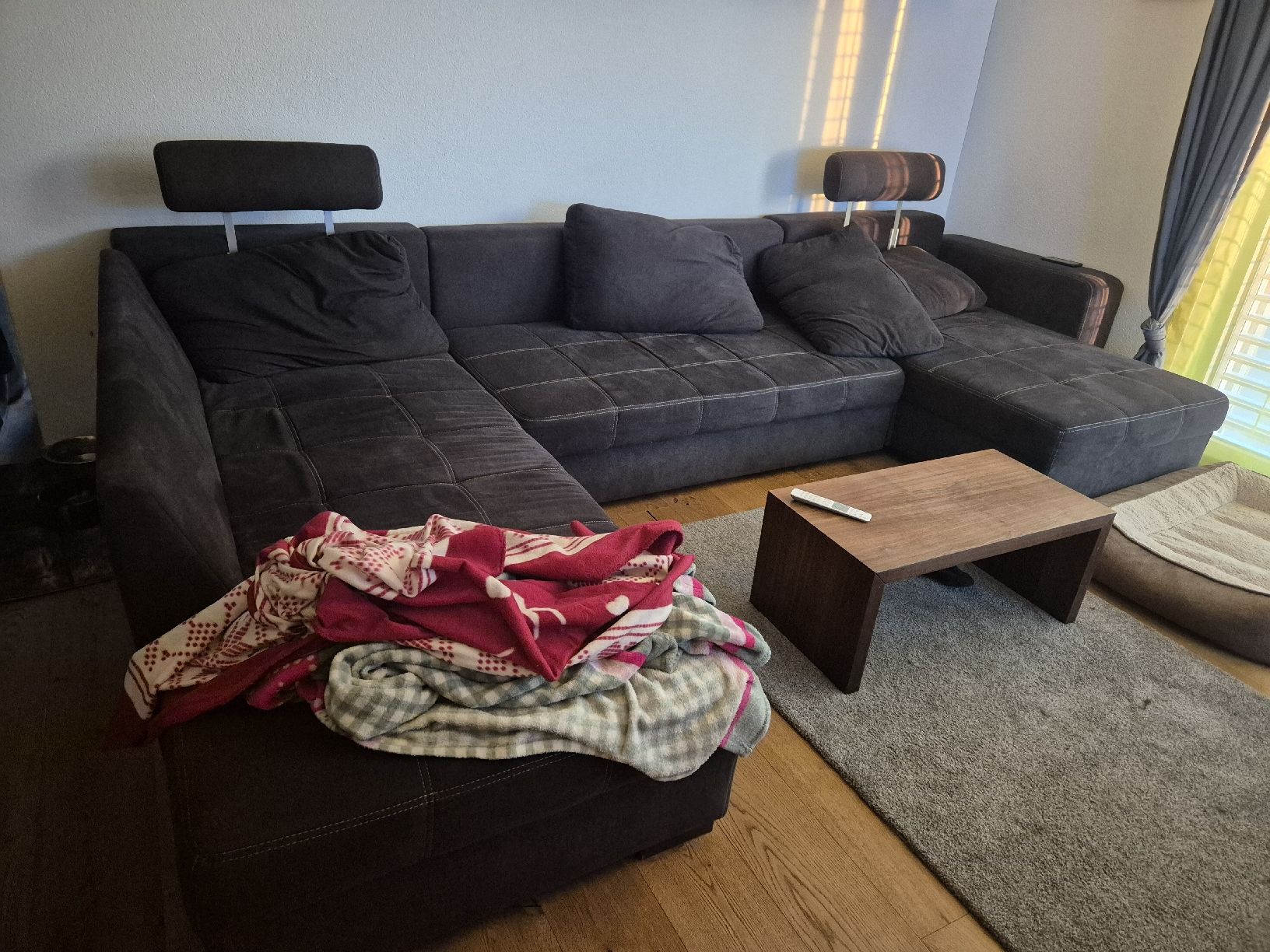 Divani: Grosses Ecksofa zu verkaufen – Usato da Ruswil venduto da den_68kz 2