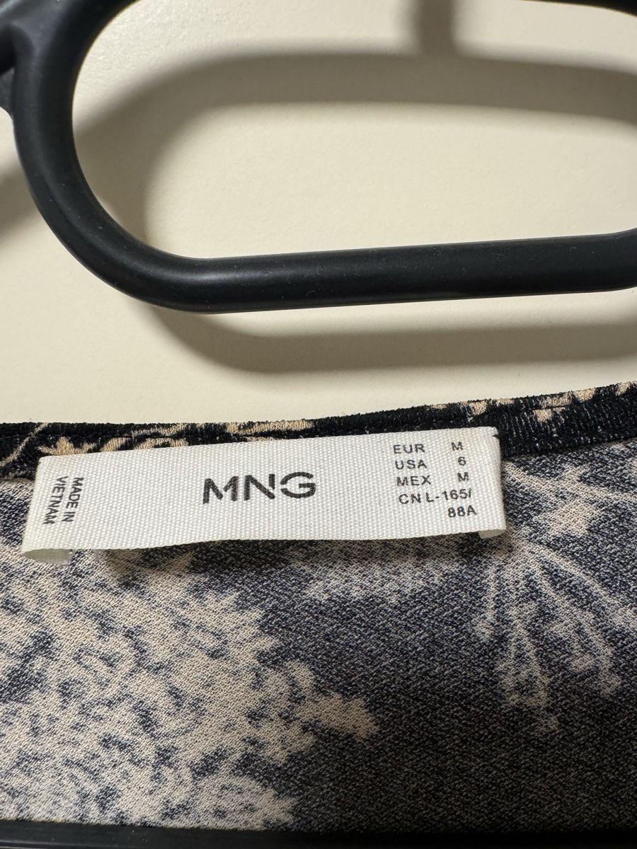 Mango Kleider: Schönes Mango Kleid, Grösse M, mit Blumenmuster, Herbst – Gebraucht aus Zürich von cha_7n8s 2