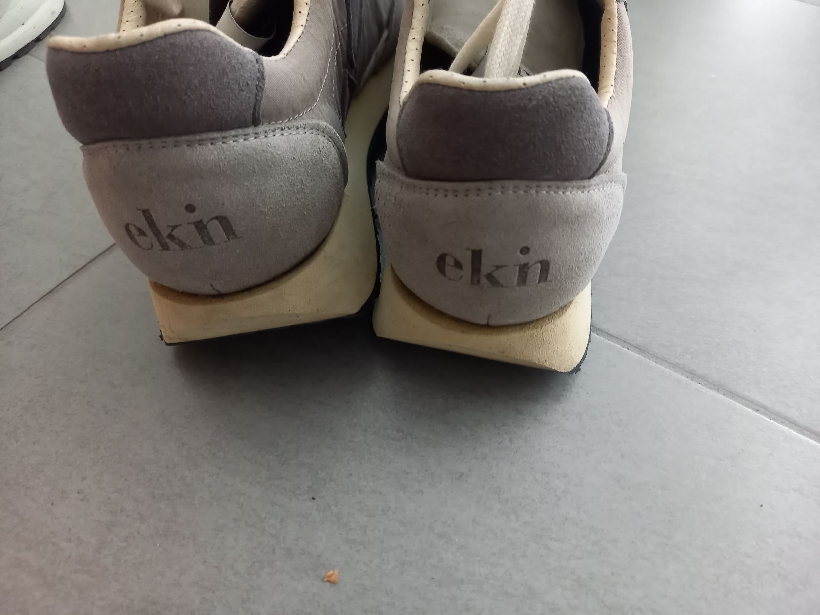 Damenschuhe: Sneaker Ekn – Gebraucht aus Sissach von DenJoe 3