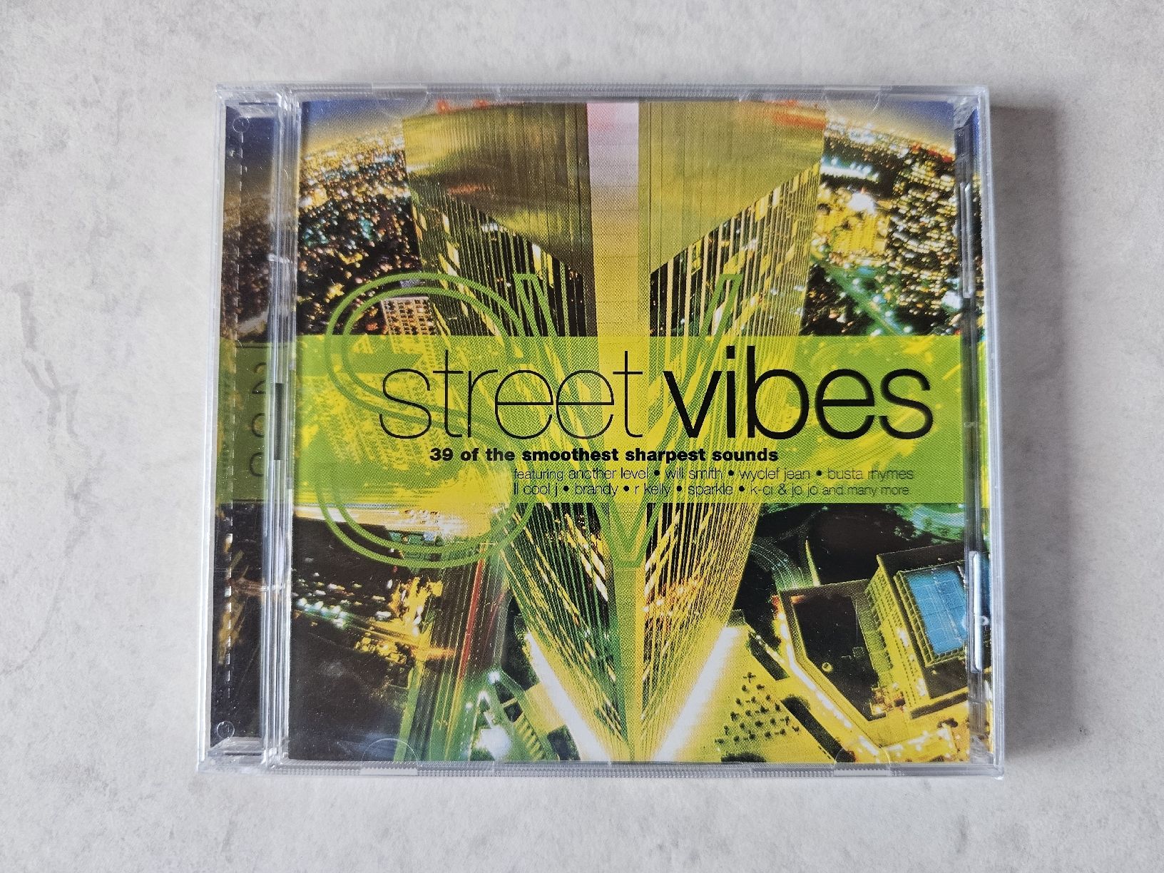CD: Street Vibes  /  2 CD Fabrikneu – Nuovo e nell'imballaggio originale da Schneisingen venduto da backstore24
