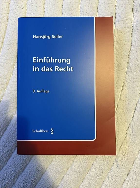 Libri: Jura Studium Starterset 1. & 2. Semester – Usato da Olten venduto da leoniee290118 2