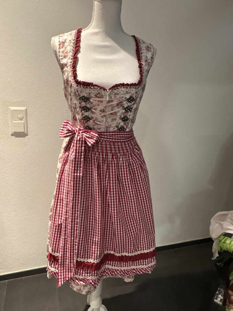 Krüger Kleider: Schönes Dirndl  – Gebraucht aus Wiesendangen von Powersandra03