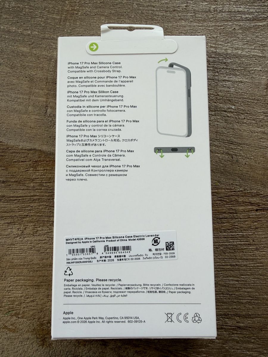 Apple Coques & Protection écran: Original Apple iPhone 17 Pro Max Silicone Case MagSafe – Neuf avec emballage d'origine à Zürich par FAM44 1