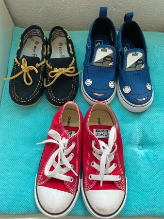 Vans / Converse Sneakers Gr. 26
