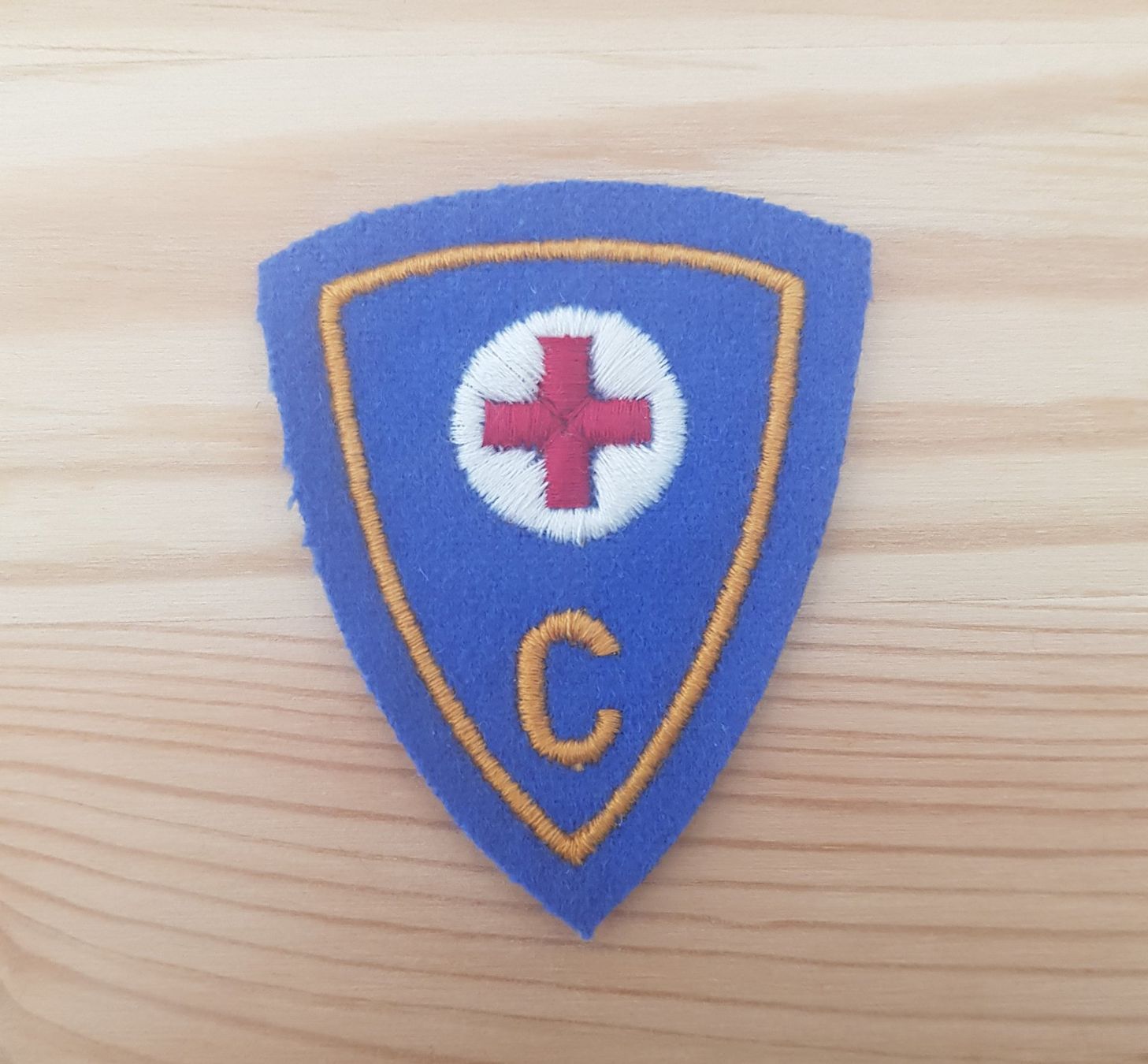 Schweizer Armee Patches: Spezialistenabzeichen Operationsgehilfe - Schweizer Armee – Neu (gemäss Beschreibung) aus Bern von Collins2