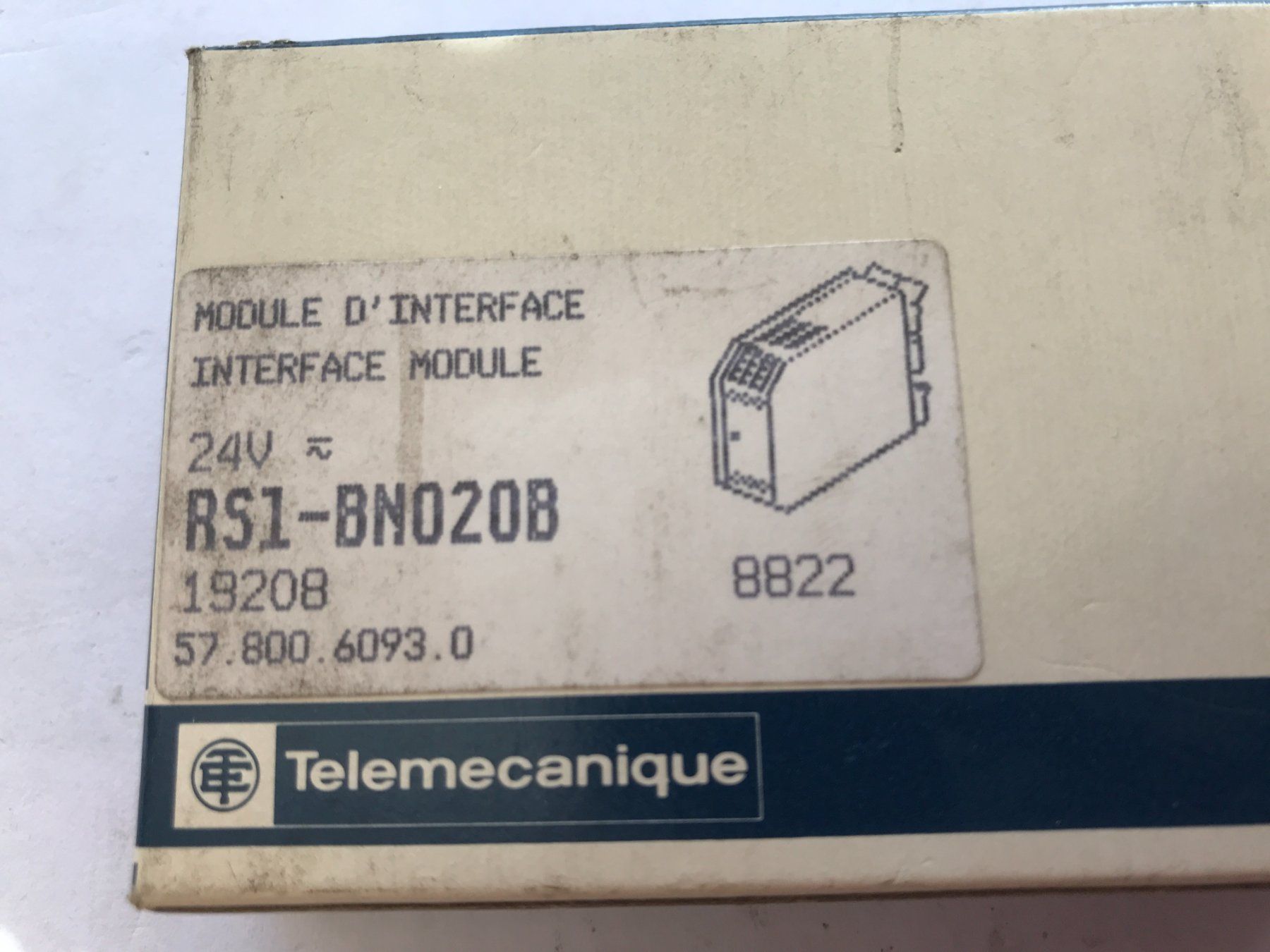 Composants électroniques: Interface Modul "Telemecanique" – Neuf avec emballage d'origine à Küblis par hypofacto 1