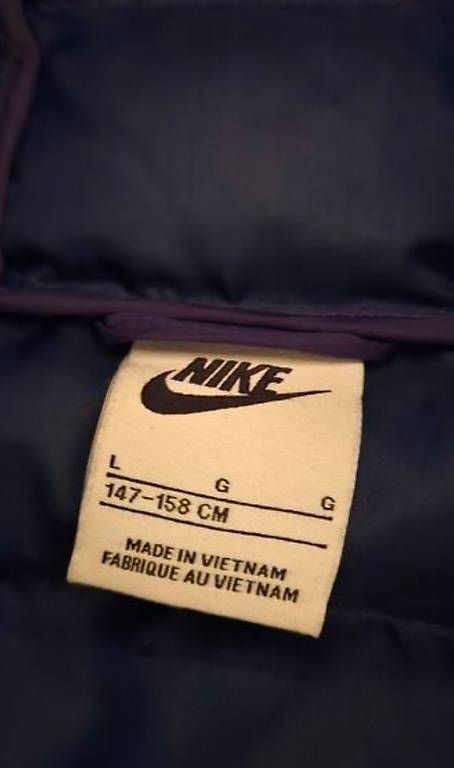 Jacken & Mäntel:  Nike daunen Jacke gr.158 – Gebraucht aus St. Gallen von PeggyW