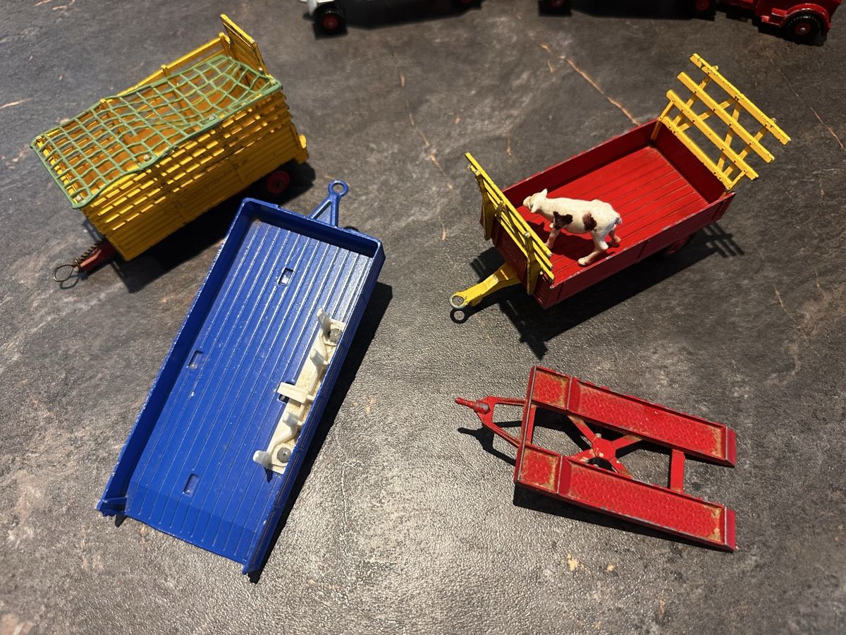 Corgi Toys Modellini d'auto: Corgi Sammlung ab 9.- – Difettoso da Sennwald venduto da HARO-Import 1