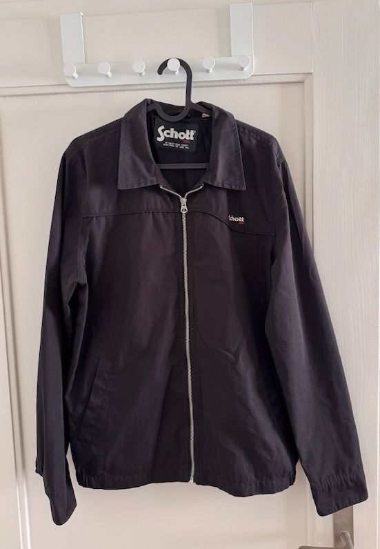 Schott Vestes: Schott NYC Wind Jacke M – D'occasion à Zürich par mateuszptrk