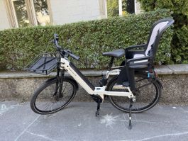 Riese & Müller Nevo  electric bike with child seat