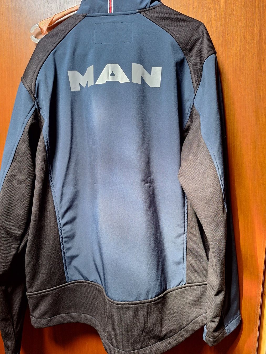 Giacche: Softshelljacke Gr XL MAN – Nuovo e nell'imballaggio originale da Wegenstetten venduto da mcfly321 1