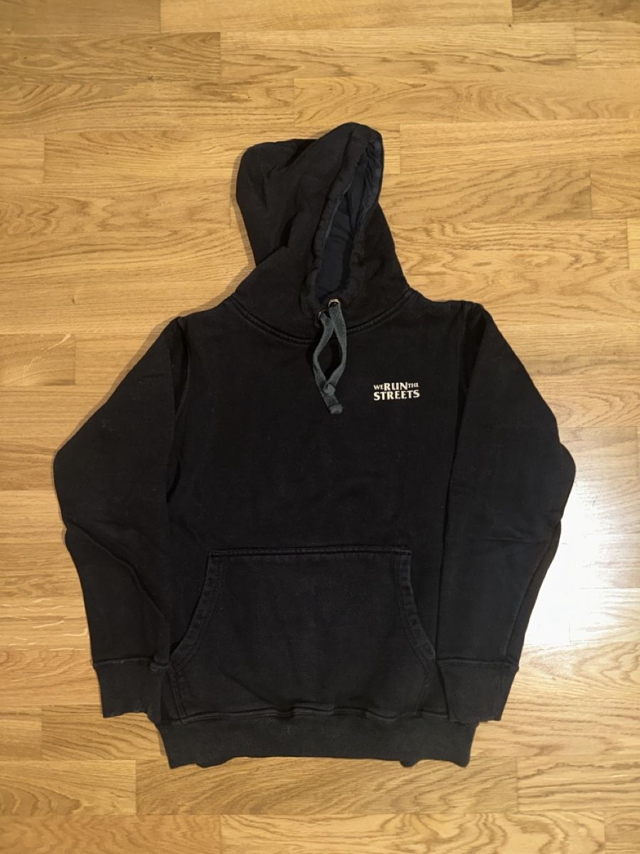 Pullover & Sweatshirts: schwarze Hoodie Gr. M  – Gebraucht aus Dübendorf von SpyridoulaT