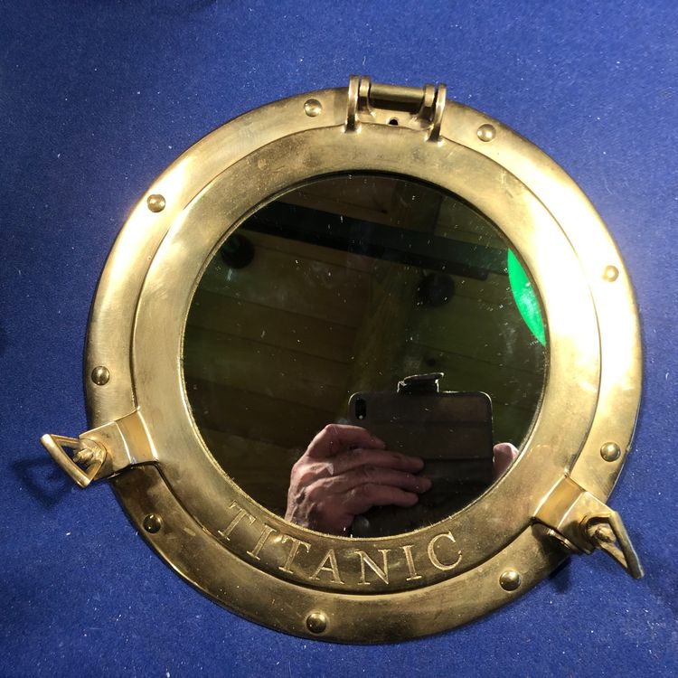 hublot titanic 30cm de diametre laiton il s ouverture ok Kaufen auf Ricardo