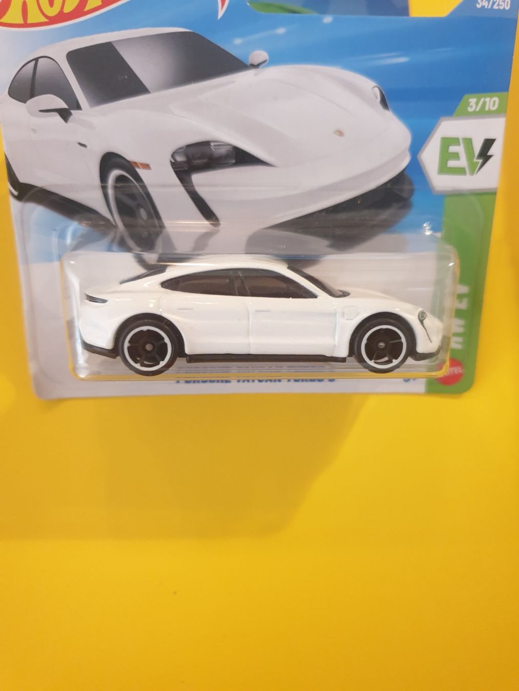 Hot Wheels Modellini d'auto: 2 x Hot Wheels PORSCHE TAYCAN TURBO S – Usato da Oftringen venduto da Rotor 6