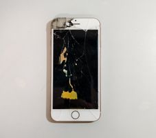 iPhone 8