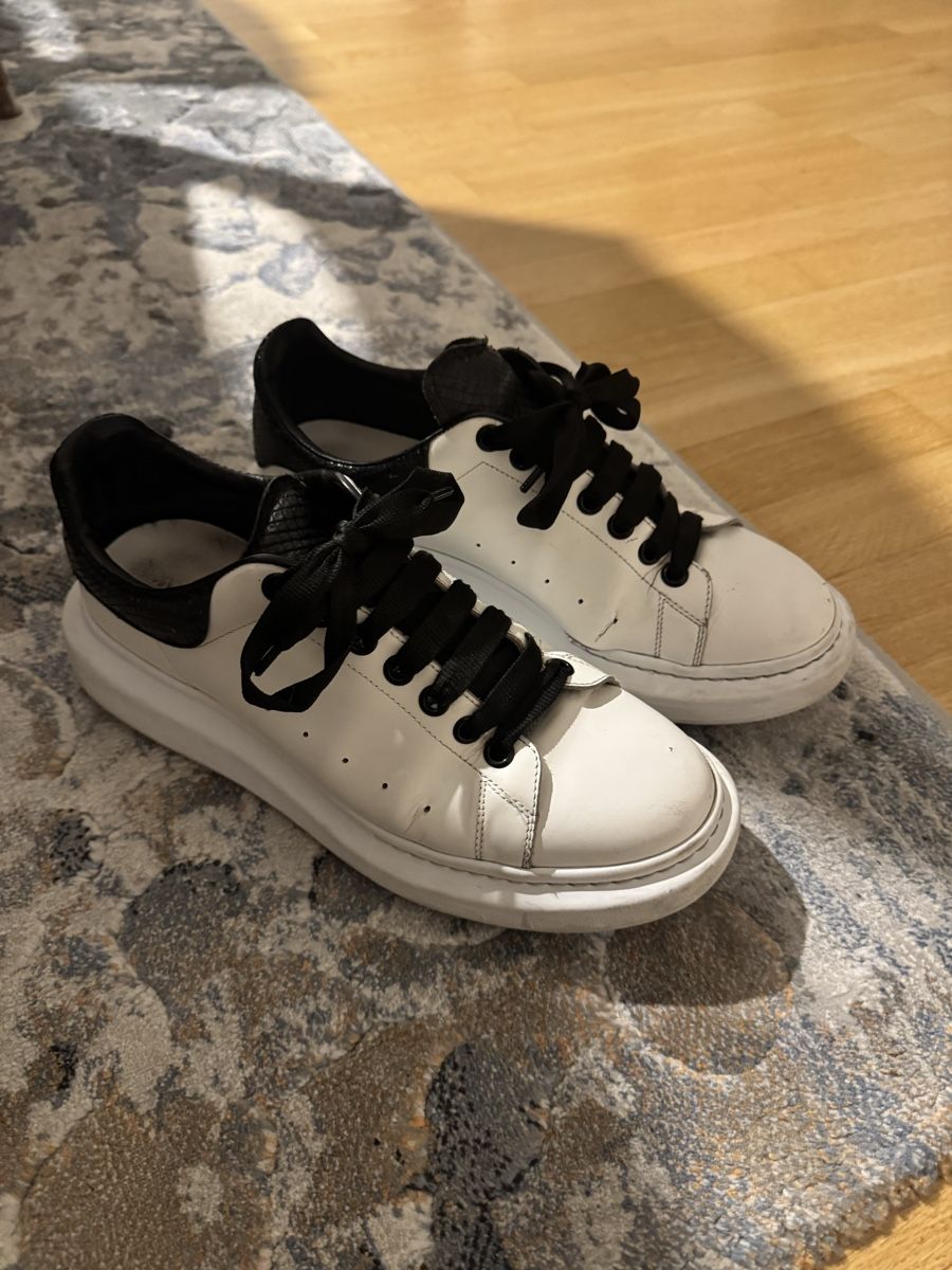 Alexander Mcqueen Scarpe da uomo: Alexander McQueen Schuhe Gr.43 – Usato da Zürich venduto da Nihad09