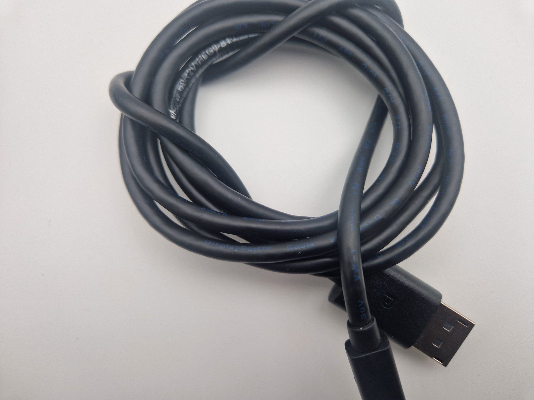 Cavi: Cable De Connexion PC VS Moniteur – Usato da Rochefort venduto da Arkaik_FH_CH 5