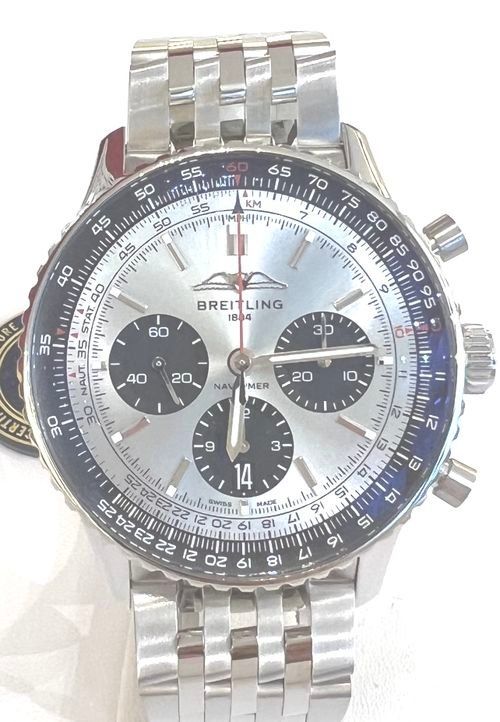 Breitling Orologi: Breitling Navitimer B01 Chronograph 43 eisblau AB0138241C1A1 – Nuovo (secondo la descrizione) da Zürich venduto da juwelier-damken