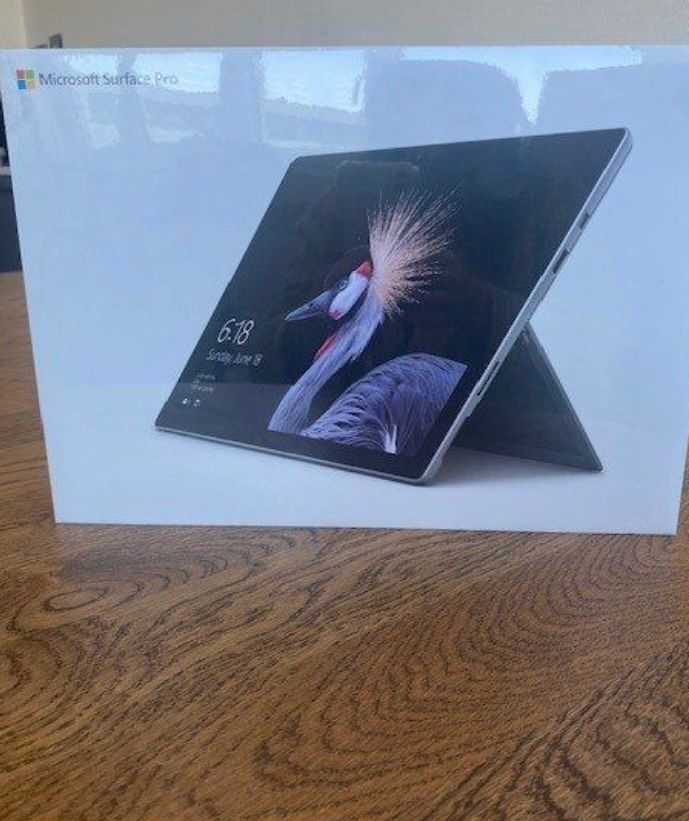 Microsoft Tablet PC: Tablet Microsoft Surface Pro 5 Originalverpackt – Neu und originalverpackt aus Rotkreuz von  1