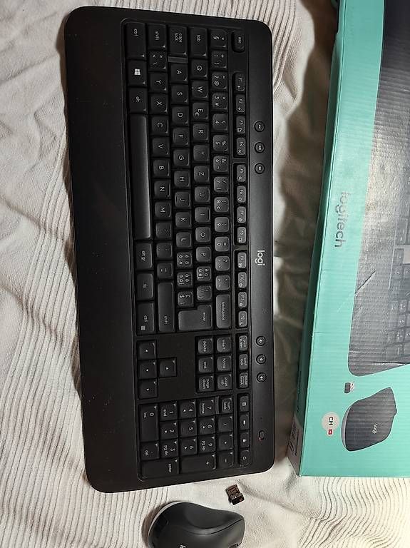 Tastiere: LogitechMK450 tastatur und Maus – Usato da Geuensee venduto da mar_ld75 1