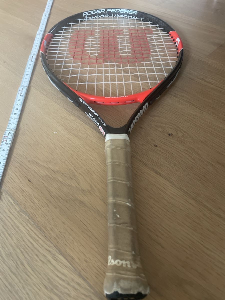 Wilson Racchette: Wilson Roger Federer Junior Tennisschläger – Usato da Baden venduto da niba10 1